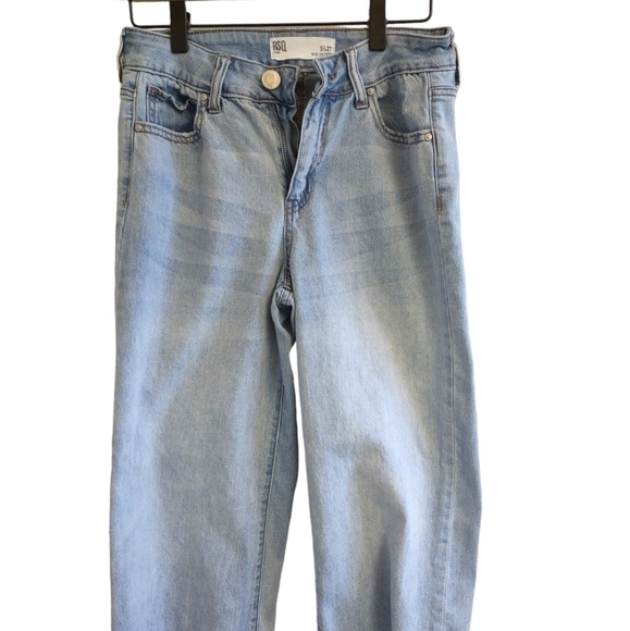 RSQ Jeans Women's Wide Leg Crop Light Blue Size 5 W27 - Picture 1 of 7